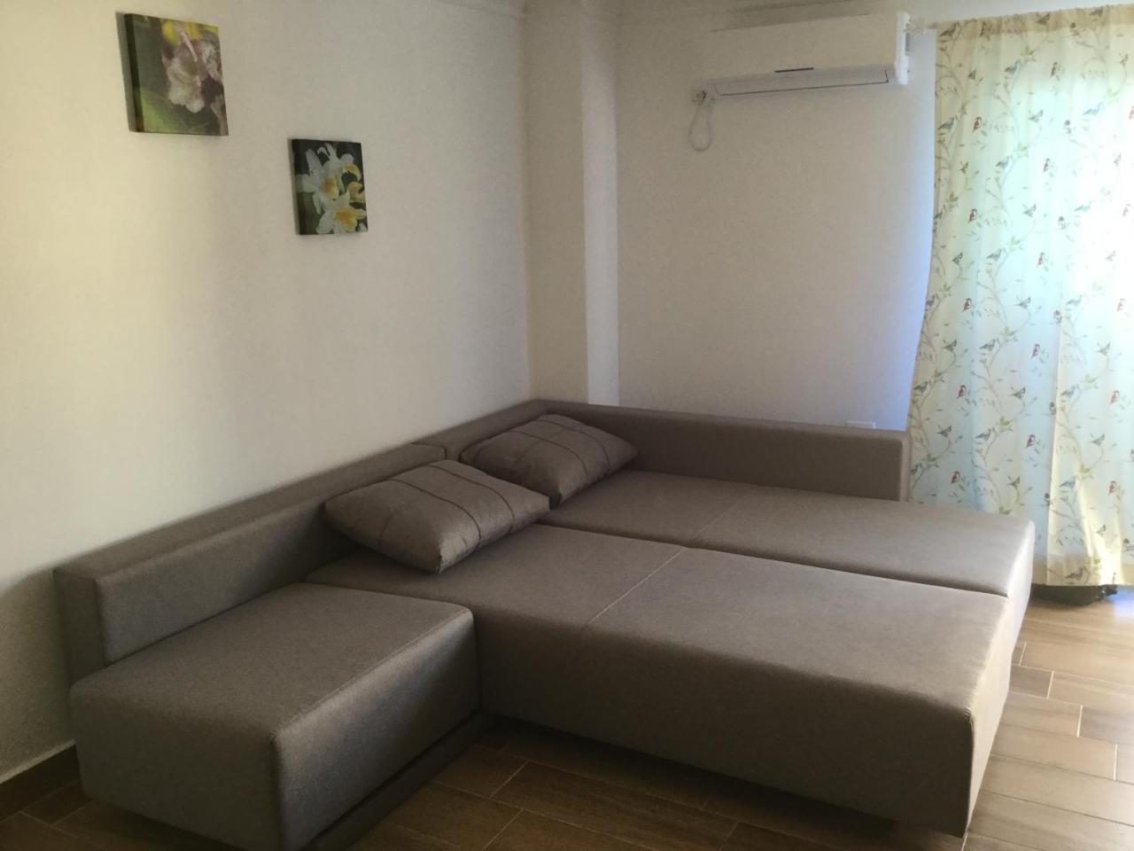 Kk Fafa Apartments Golem  Esterno foto