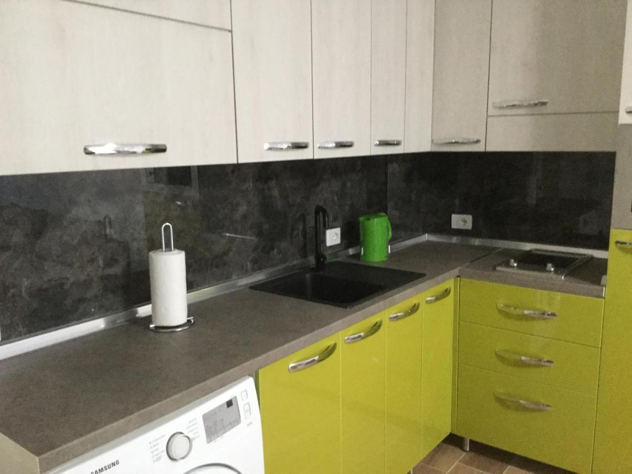 Kk Fafa Apartments Golem  Esterno foto